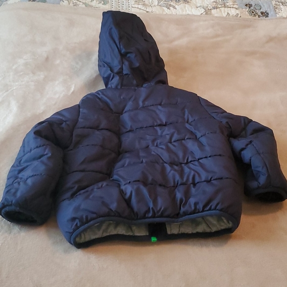 Jackets - Picture 4 of 6